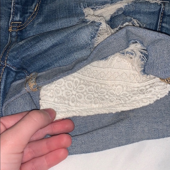 American Eagle Jean Shorts - Picture 4 of 6